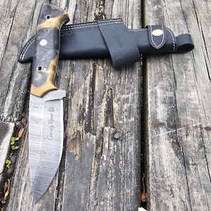 Handmade Damascus Hunting Camping Survival knife W/Leather Sheath Hand forged Damascus Knives, Ideal Gifts for him On Christmas Or Birthday