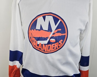 Vintage NY Islanders Hockey Jersey 1980s CCM size Small