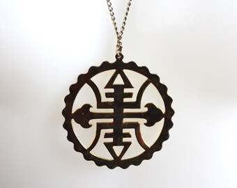 Vintage Pendant necklace large symbol boho hippie goldtone