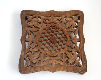 Vintage Sheesham Wood Rosewood ornate carved Trivet Made in India