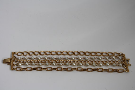 Gorgeous Vintage Multistrand Gold and Pearl Brace… - image 3