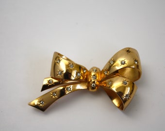 Vintage Coro Gold and rhinestone BOW Brooch Pin