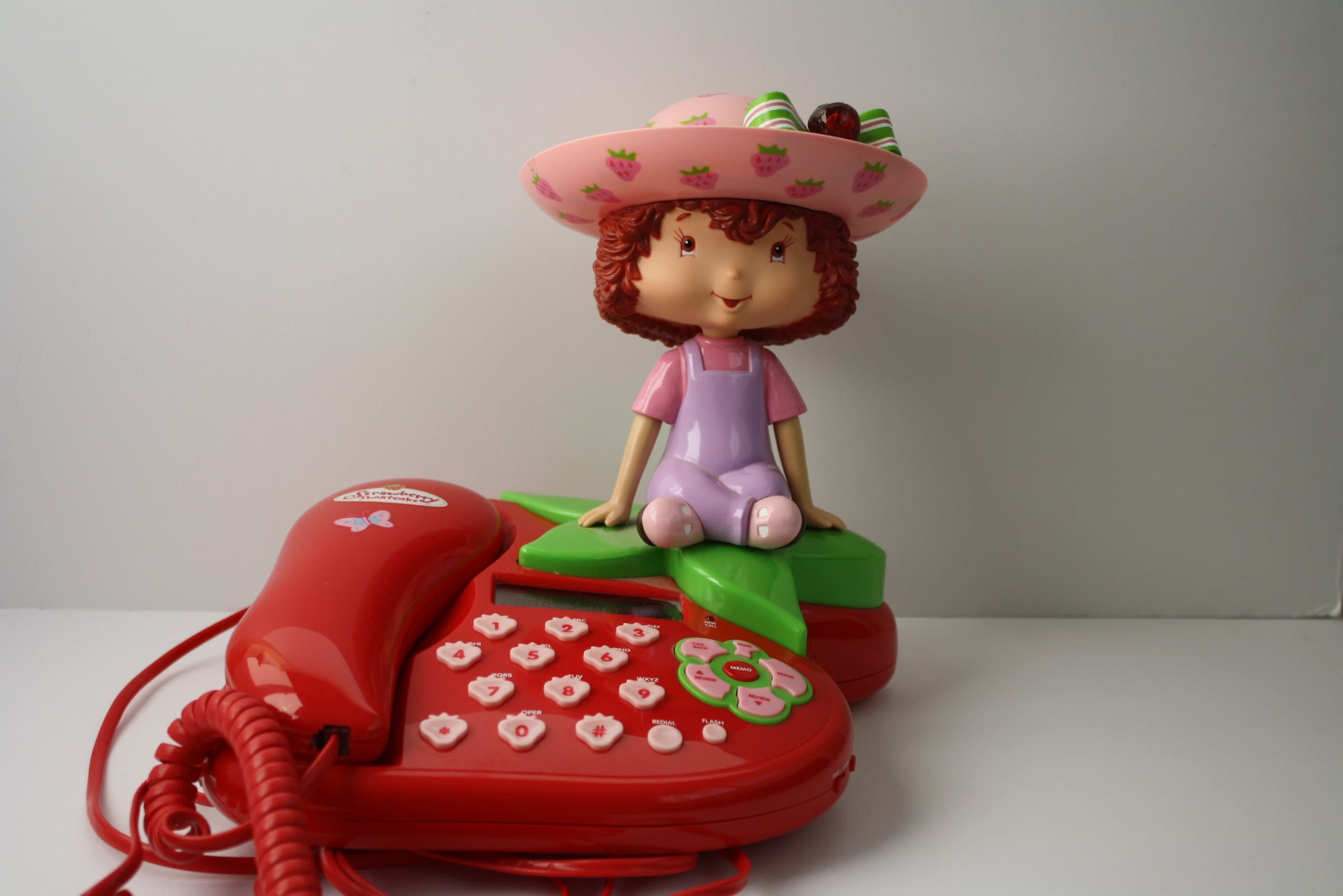 Strawberry Shortcake SS210 Single Line Corded Phone