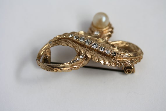 Vintage Brooch/pin and earrings set Hattie Carneg… - image 4