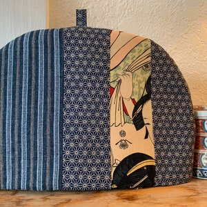 1 Large Japanese Tea Cozies - One of a Kind - Utamaro Geisha - Patchwork and Appliqué