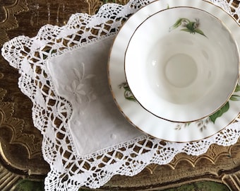 Vintage crocheted doily, Tea Coffee table centerpiece, Serving tray doily, Small tablecloth coaster, vintage photography,boho shabby chic