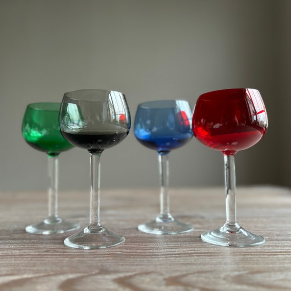designs for wine glasses Flip Flops Hand-painted Wine Glasses
