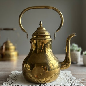 Vintage brass kettle, Dinanderie Andries kettle, Belgian vintage kitchenware, country farmhouse home decor, primitive metalware