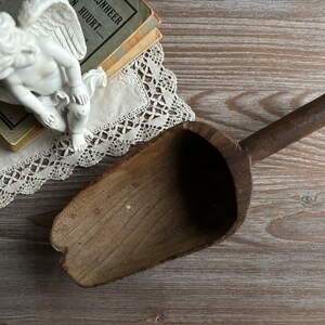 Antique Vintage wooden grain scoop, old retro grain shovel, kitchen utensils, antique home decor, primitive country farmhouse style