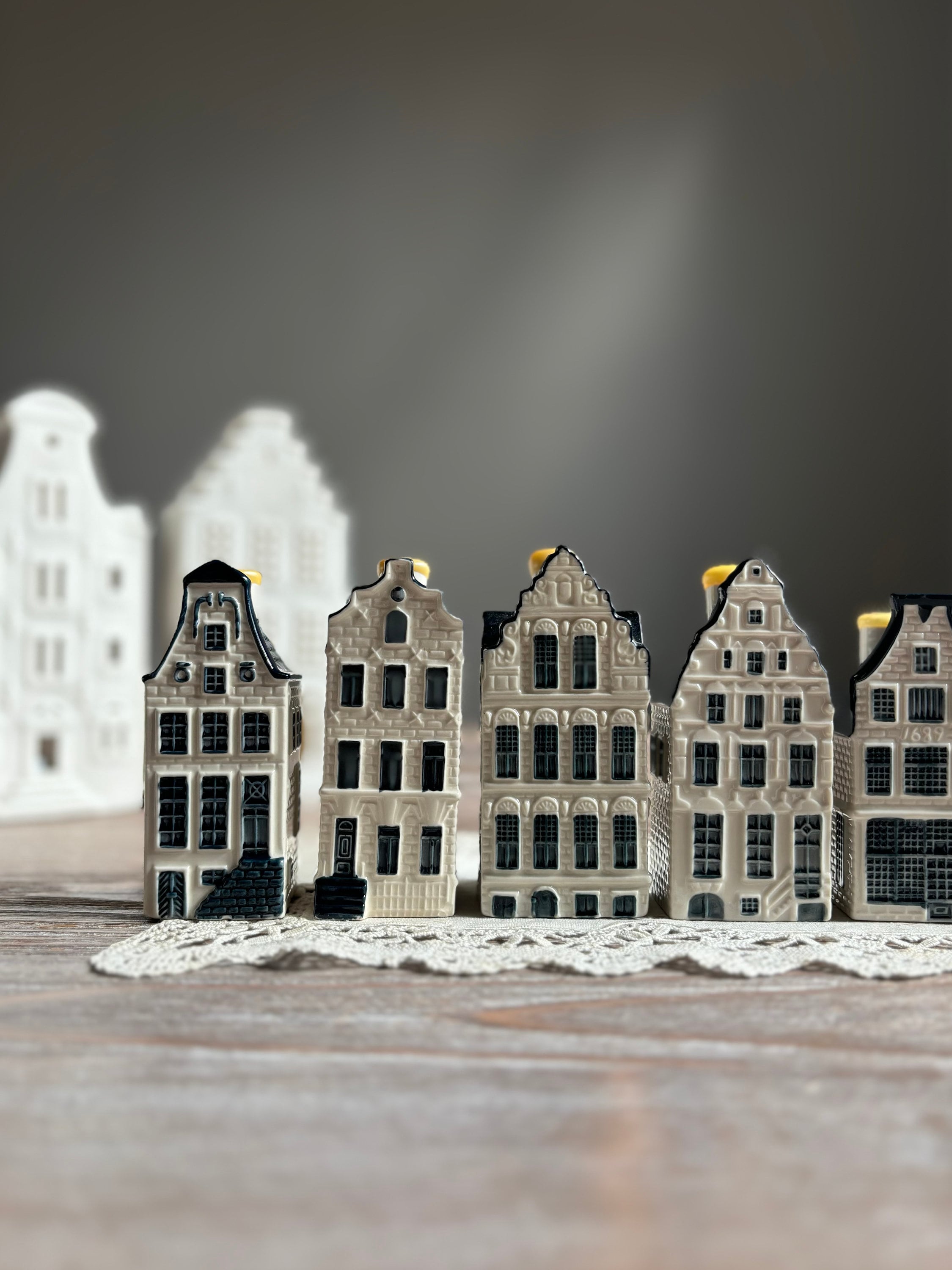 Dutch KLM Houses CLOSED, 9, 11, 18, 45, 53, 81, Miniature Replica