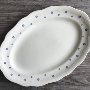 Vintage large oval serving plate, Cobalt blue flowers whiteware design, Shabby chic tableware, country farmhouse whiteware