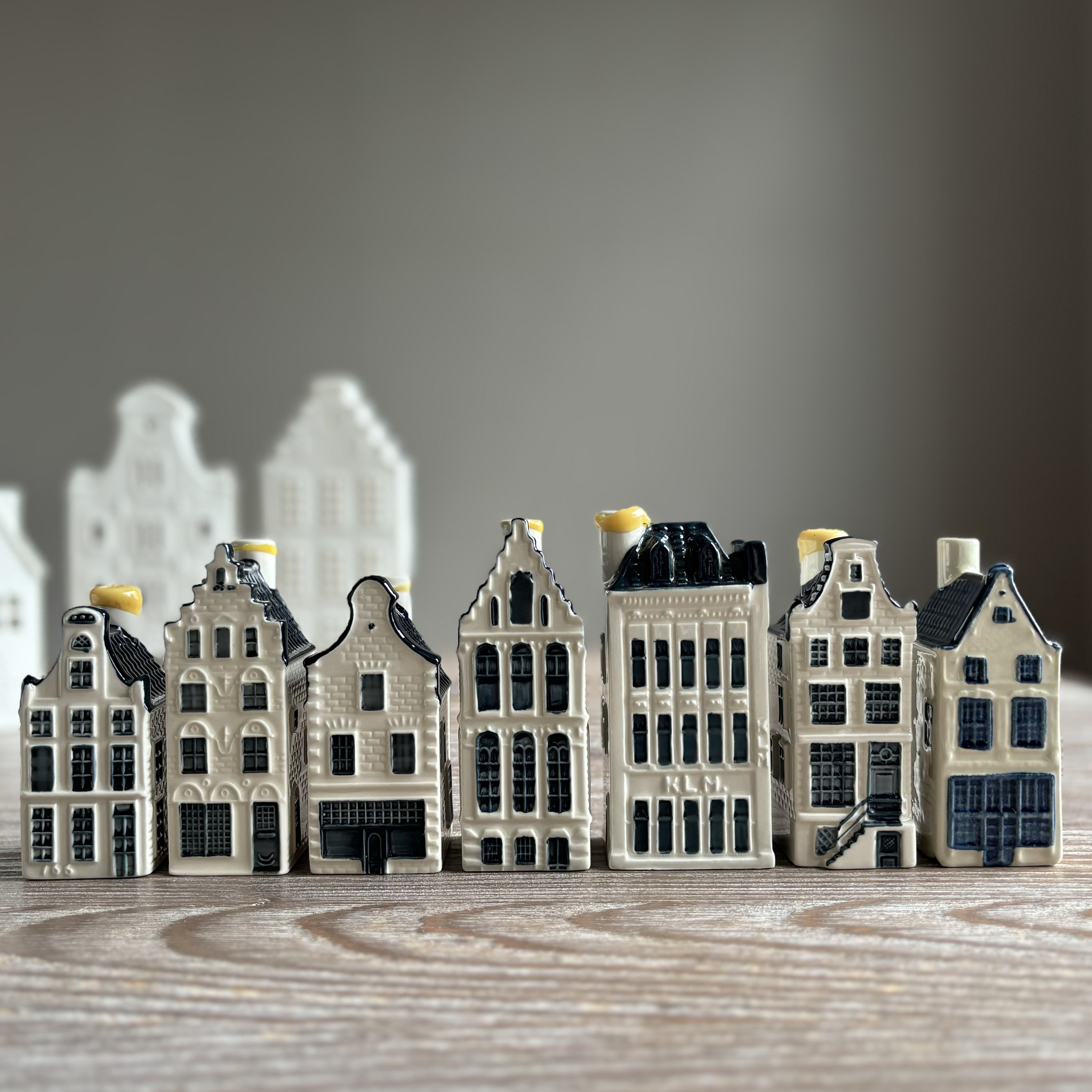 オランダの KLM ハウスがオープン、8、12、15、19、32、34、36、42、52