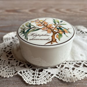 Vintage Bonbonniere, Candy Jewelry pot with lid, Botanica collection, Villeroy Boch, Floral whiteware jar, Botanical print