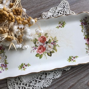 Englisches Staffordshire Vintage Keramiktablett, kleines Serviertablett mit floralem Rosendesign, Old Foley, Country Farmhouse, Mid Century Retro