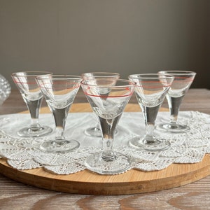 Vintage Vodka Liqueur glasses, set of 6, tiny small glasses with red strip, Vintage Clear glass, vintage barware glassware, bar glass,