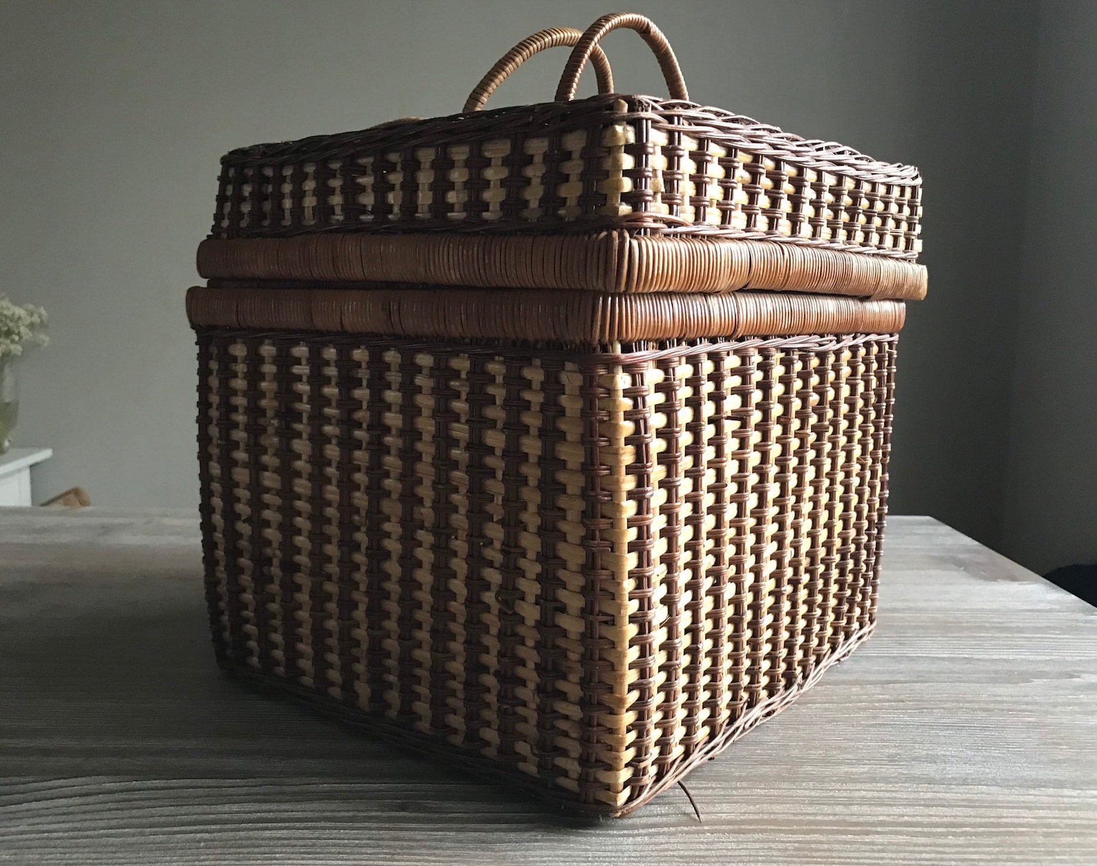 Vintage Wicker Picnic Basket Large Square Picnic Box Mid Etsy