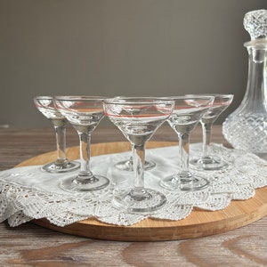 Vintage Cocktaillikör Sherryglas med röd rand, små glas, Klart glas, vintage barglas, glasvaror från mitten av århundradet, barglas