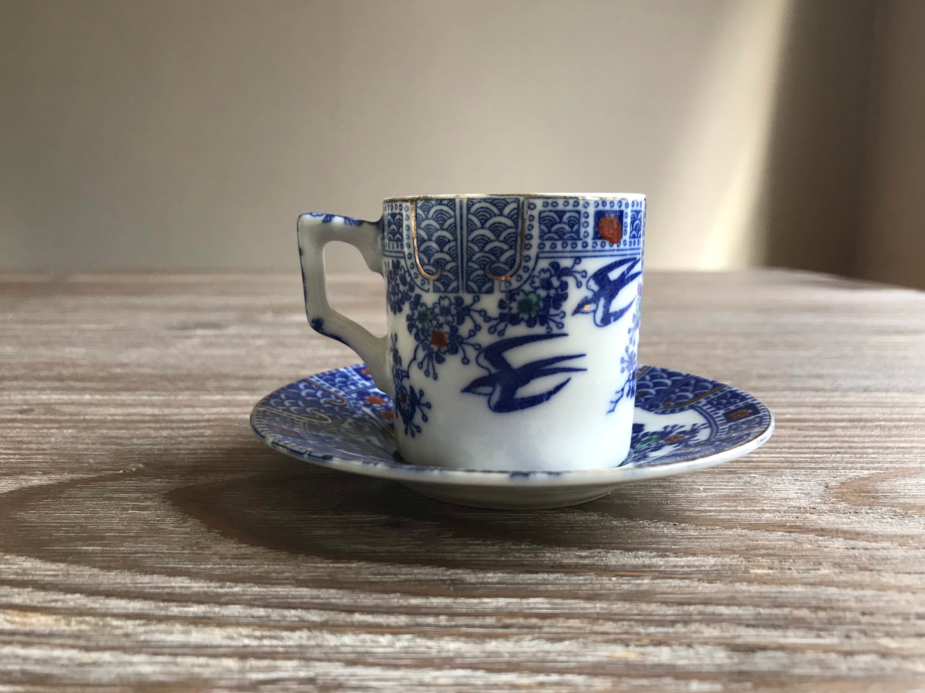 L'usine remise fournisseur direct de la Chine de la pluie de style japonais  Vintage blanche 150ml 5oz Mug porcelaine céramique Cafe soucoupe tasse à  café - Chine Le café tasse de thé