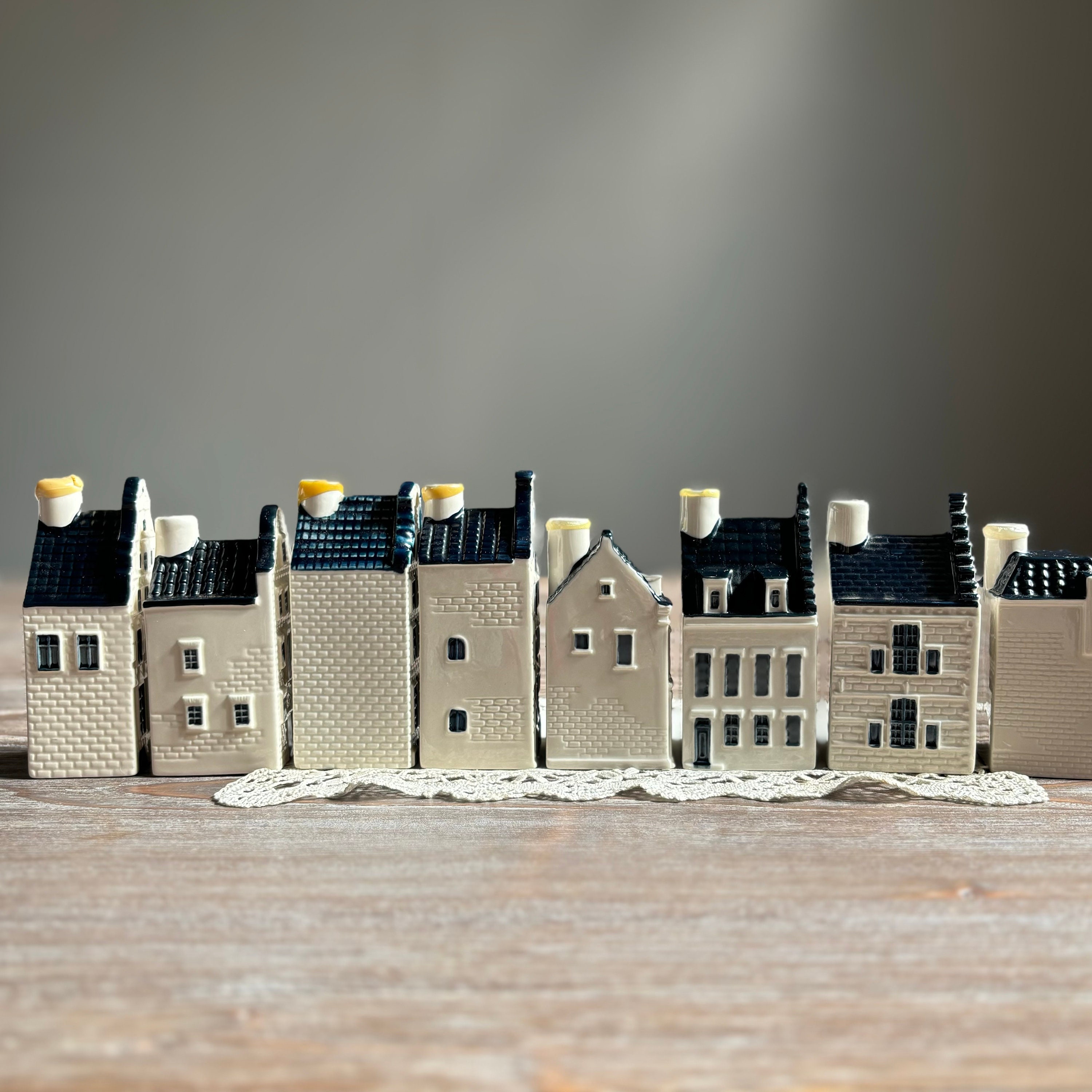 Dutch KLM Houses OPENED, 53, 59, 65, 77, 79, 82, 93, 98, Miniature