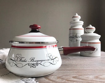 Enamel French vintage pot with lid, White pot, red strip, Fondue bourguignonne pot, retro mid century, Country Home decor, metal kitchenware