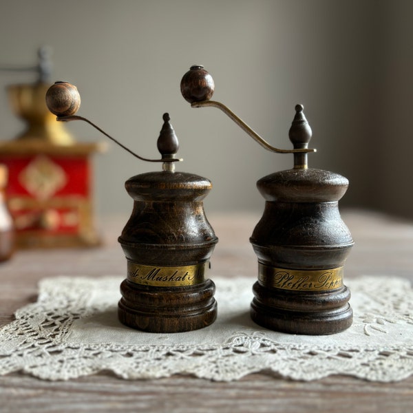 Vintage Zassenhouse pepper nutmeg hand grinders, Set of 2, Wooden kitchen spice containers, West Germany, country farmhouse rustic retro