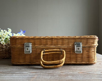 Cesta de maleta de picnic de mimbre vintage, caja de picnic, mediados de siglo 60s 70s, casa de campo, decoración rústica del hogar, bolsa de comida,