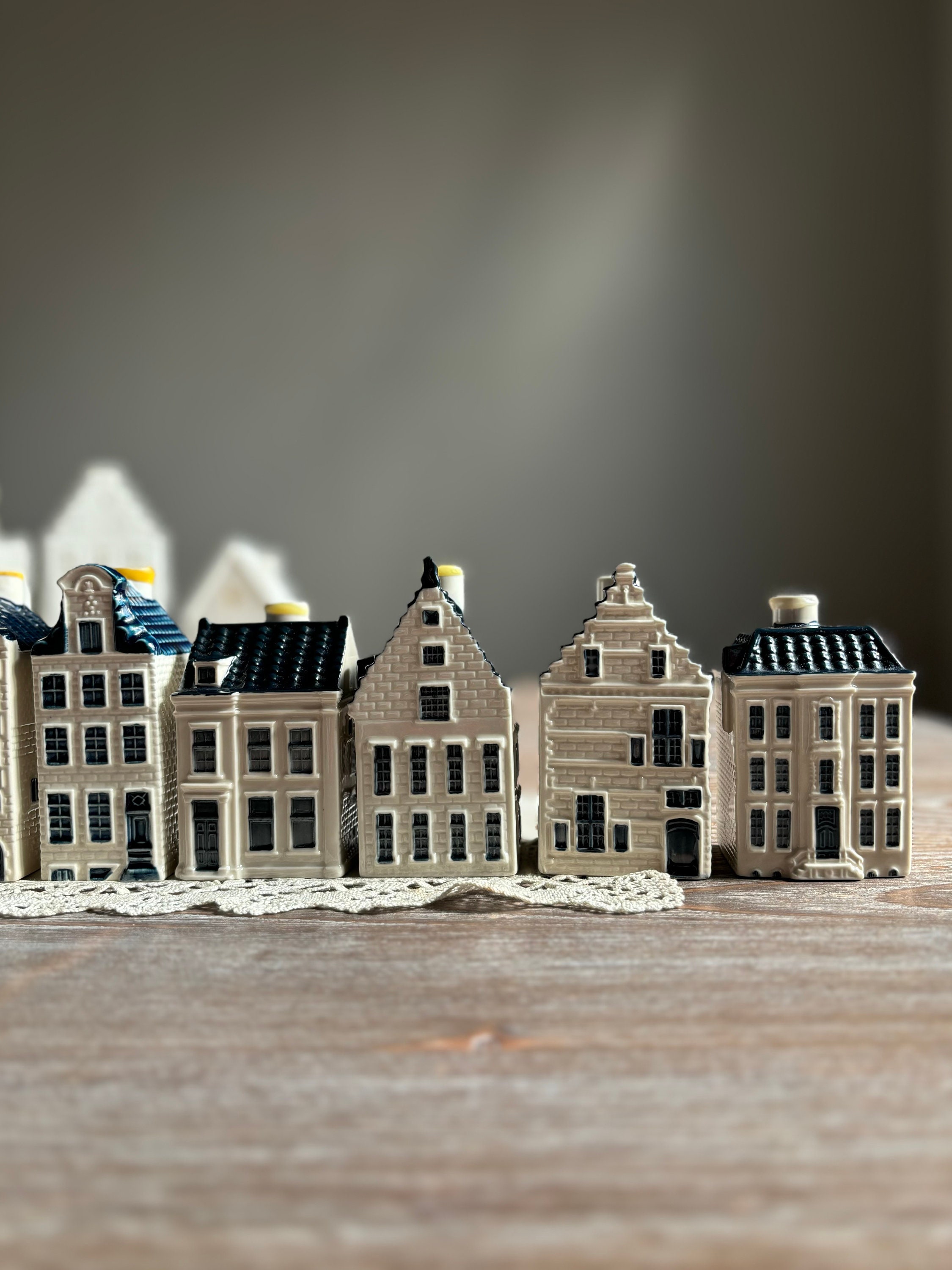 Dutch KLM Houses OPENED, 53, 59, 65, 77, 79, 82, 93, 98, Miniature