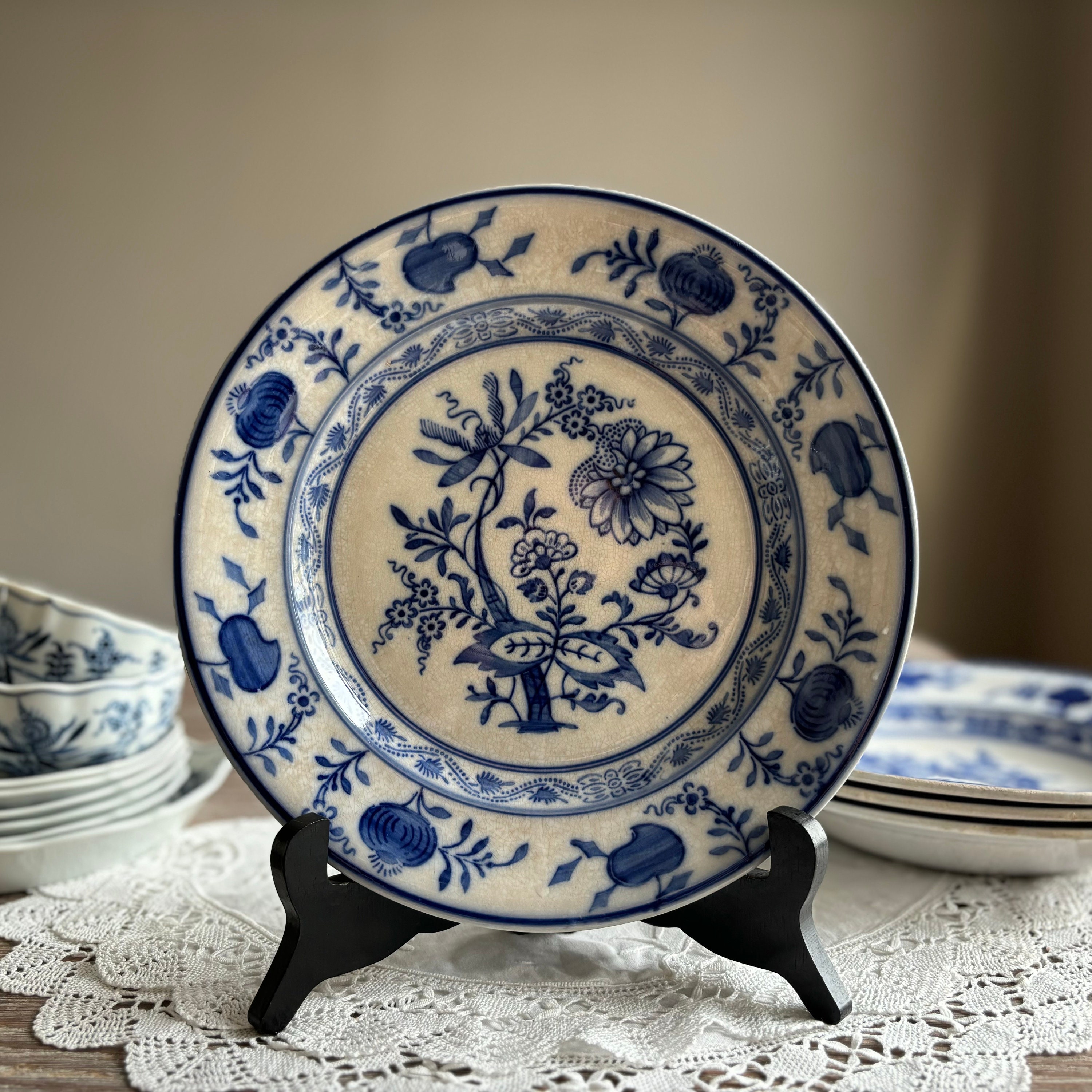 Antique Original Blue Onion Ironstone Eating Plate, Villeroy Boch