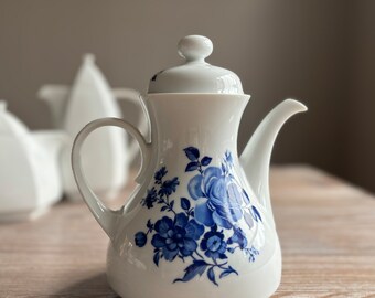 Teiera in porcellana vintage per caffè e tè, teiera bianca con stampa di fiori blu cobalto, bollitore tedesco vintage, stoviglie bianche, Winterling