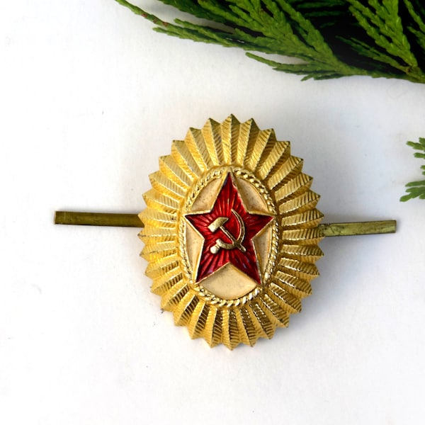 Soviet Army hat badge Officers Red Star Pin Communist Propaganda Vintage Brooch Soviet Russian Badge Soviet Military sign Made in USSR 1970s
