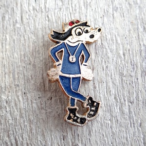 Radziecka przypinka Nu Pogodi Wolf metalowa przypinka Radziecki bohater kreskówek vintage Przypinka dla dzieci Emalia Vintage guzik Kawaii prezent dla dzieci