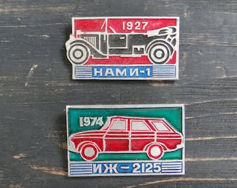 set of 2 pcs vintage cars automobiles Enamel pin badges Red green badge Soviet  badges Collecting cars USSR retro Mens Backpack pins