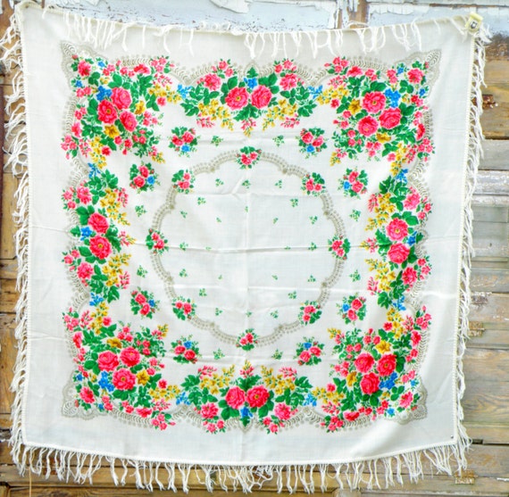 Fringed shawl Vintage ukrainian shawl Boho wedding