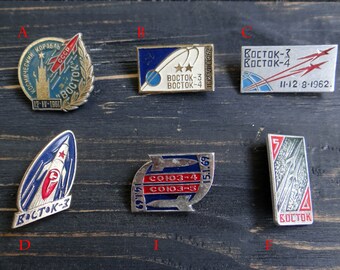 Soviet space program Enamel Pinback button Cosmos Spaceship Vostok 3 Vostok 4 Soyuz 3-4-5 metal Vintage gift collectible badges 1960s 1970s
