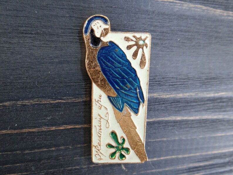 Parrot Bird pin Hipster backpack pins Vintage Bird badge Metal pin button Back to school gift Blue enamel pin badge Sister gift Teen gift image 3