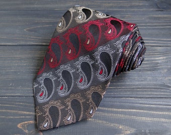 Vintage Silk Paisley Striped Mens Necktie - Black Red Yellow Tie Cravate
