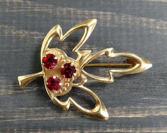 Vintage Gold Plated Maple Leaf Brooch: Red Rhinestone Crystal Jewelry