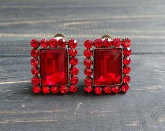 Ruby red Bridal clip-on earrings Square No pierce earrings Bloody red crystal fashion clip on Vintage jewelry for mom bride gift wedding