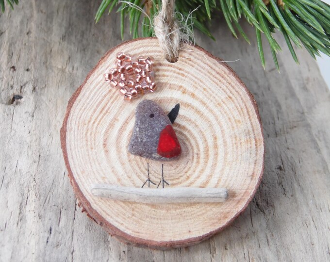 Sea Glass Robin with Copper Beaded Star Christmas Decoration
