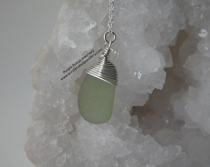 Portreath Light Apple Green Mermaids Tear Dainty Necklace