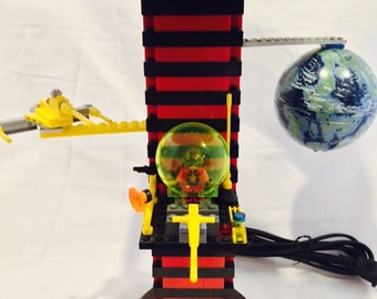 Star Wars Naboo Starfighter Lamp made of LEGO® Bricks