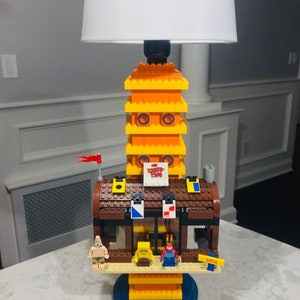 XL Spongebob Krusty Krab Lamp made of LEGO® Bricks