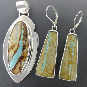 Royston Ribbon (Boulder) Turquoise Pendant/Earring Set (Roy-PE-006)