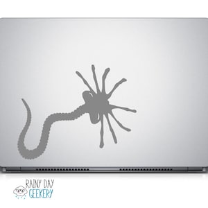 Facehugger Decal, Face Hugger Decal, Face Huggers, Aliens Decal, Alien Decal, Alien Facehugger, Movie Decals, Facehugger Gift, Vinyl Decal