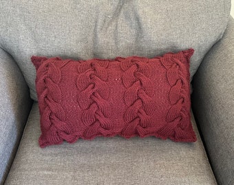 Wide Cable Lumbar Pillow