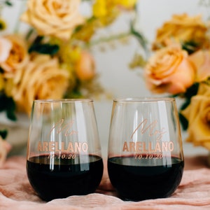 Personalized Couples Wedding Stemless Wine Glasses Set of TWO Custom Engraved Wine Glasses, Personalized Anniversary Gift, Engagement Gift image 8
