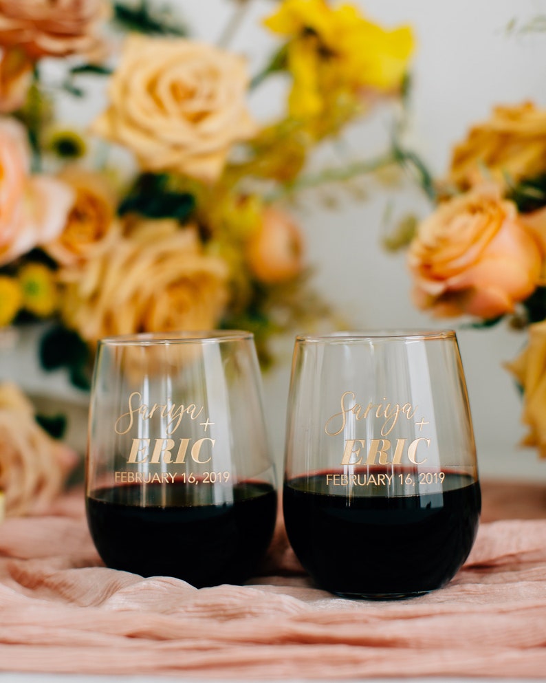 Personalized Couples Wedding Stemless Wine Glasses Set of TWO Custom Engraved Wine Glasses, Personalized Anniversary Gift, Engagement Gift image 1