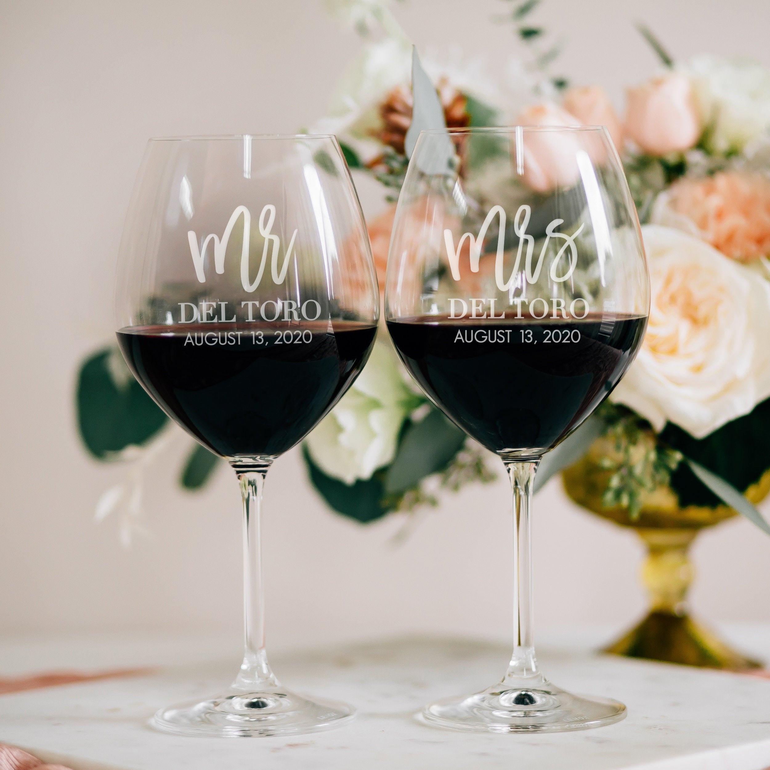 The Wedding Party Store, Mr and Mrs Wine Glasses - Personalized Engraved  Wedding for Couples - Custom Monogrammed - Set of 2