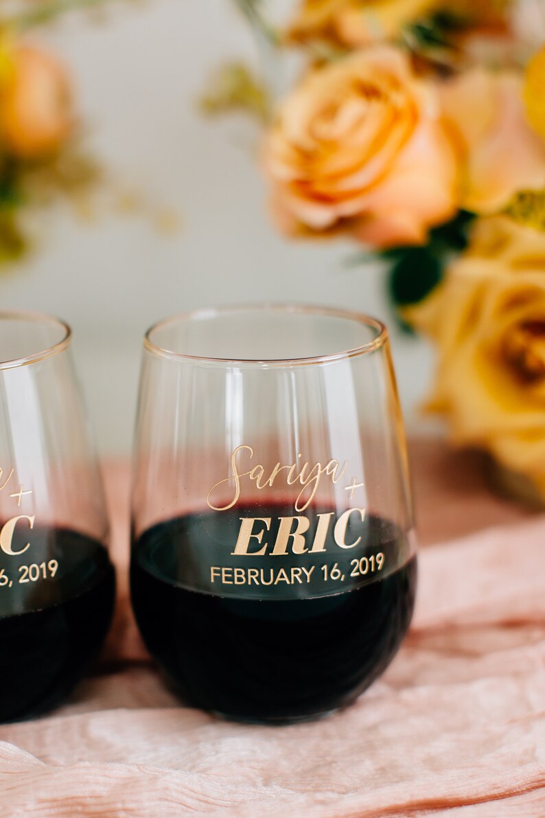 Personalized Couples Wedding Stemless Wine Glasses Set of TWO Custom Engraved Wine Glasses, Personalized Anniversary Gift, Engagement Gift H4