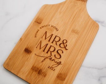 Merry & Married Personalized Couples Handled Cutting Board - 13x7 Laser Engraved Bamboo Cheese Board, Wedding Gift 2022 First Christmas Gift